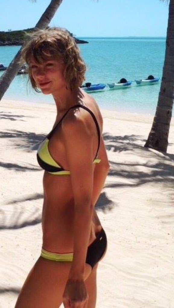 Pictures That Proves That Taylor Swift Shows Has Got Hot Bikini Body News L Food L Travel L